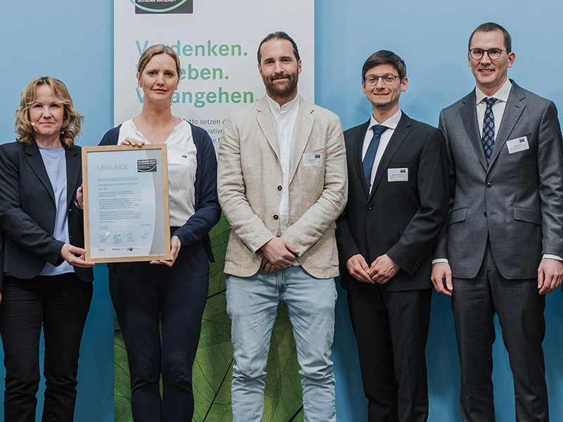 Bundesumweltministerin zeichnet Pöppelmann als Klimaschutz-Unternehmen aus klimaschutzunternehmen-auszeichnung.webp
